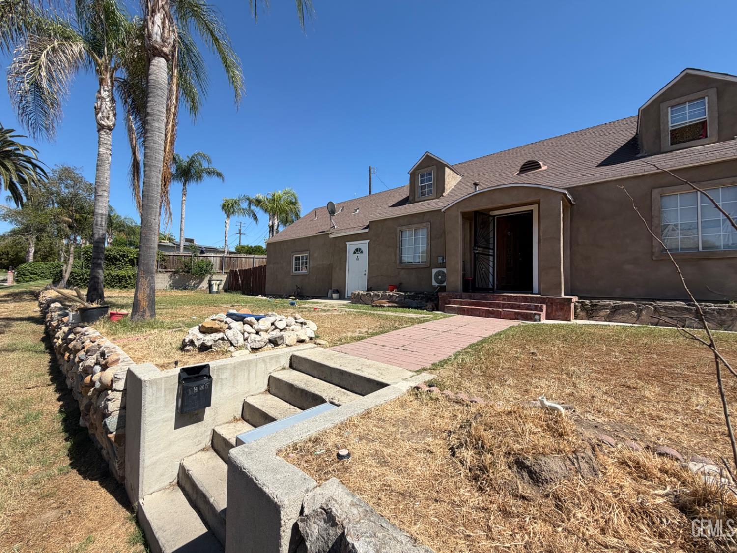 1835 Corrientes Street — photo 29