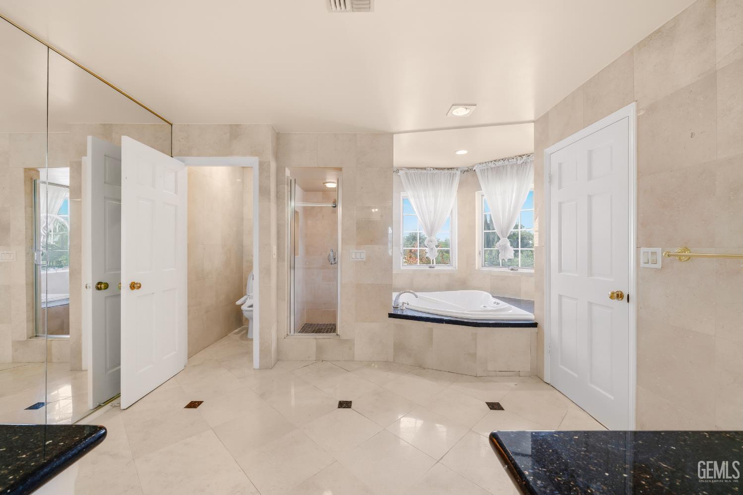 3916 Pinehurst Drive — photo 35