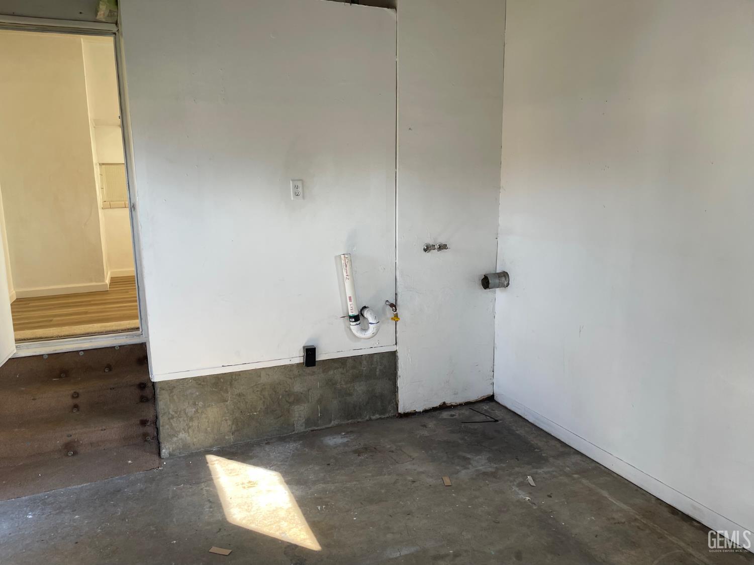 115 Cypress Street — photo 34