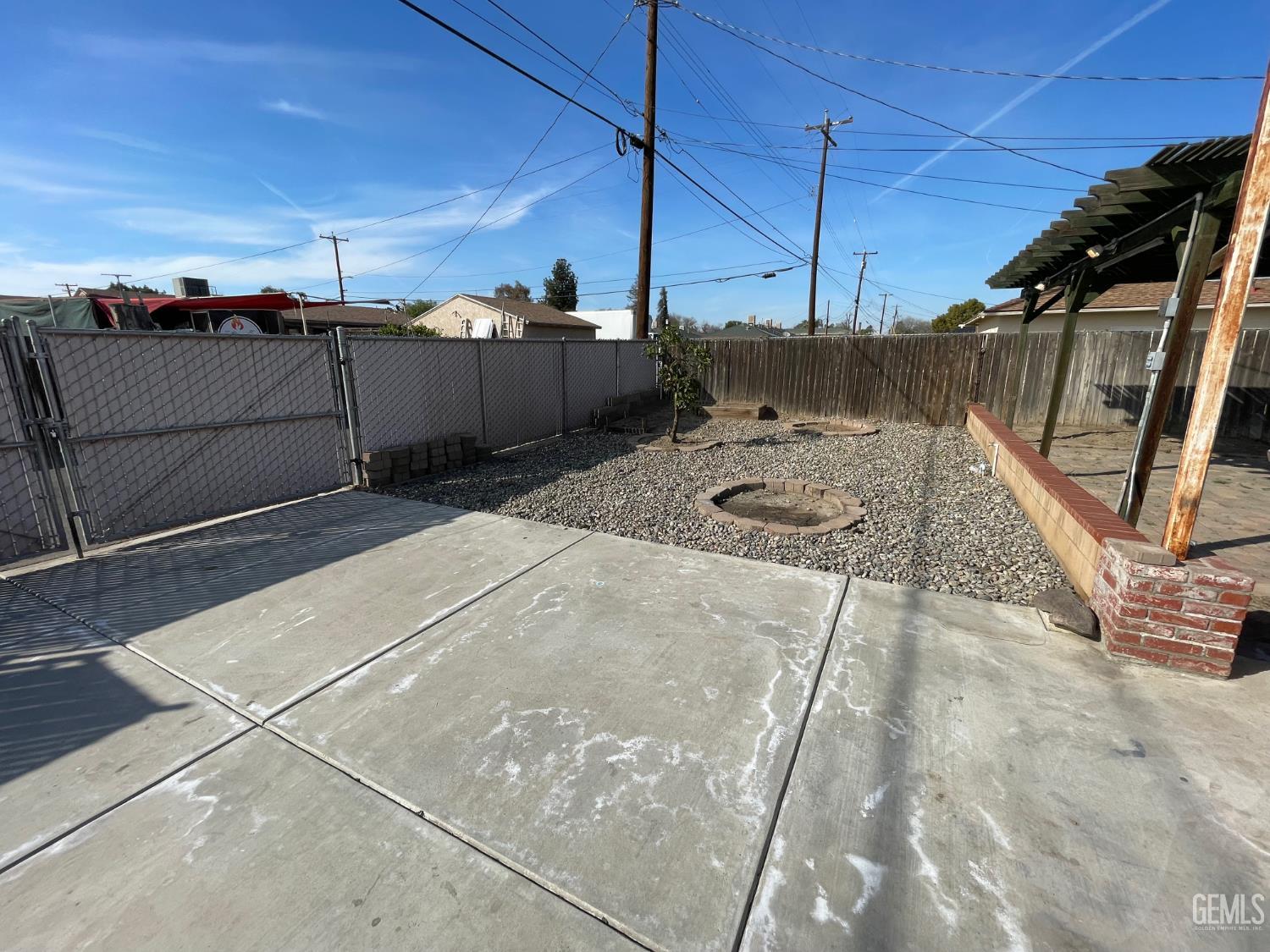 115 Cypress Street — photo 29
