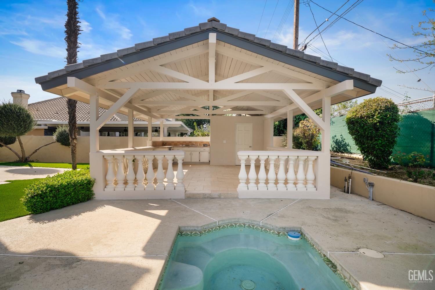 3916 Pinehurst Drive — photo 52