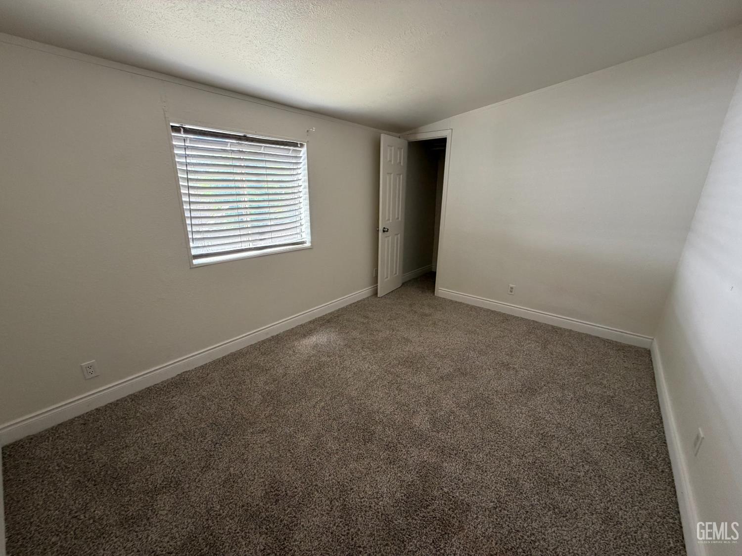 6601 Eucalyptus Drive — photo 14