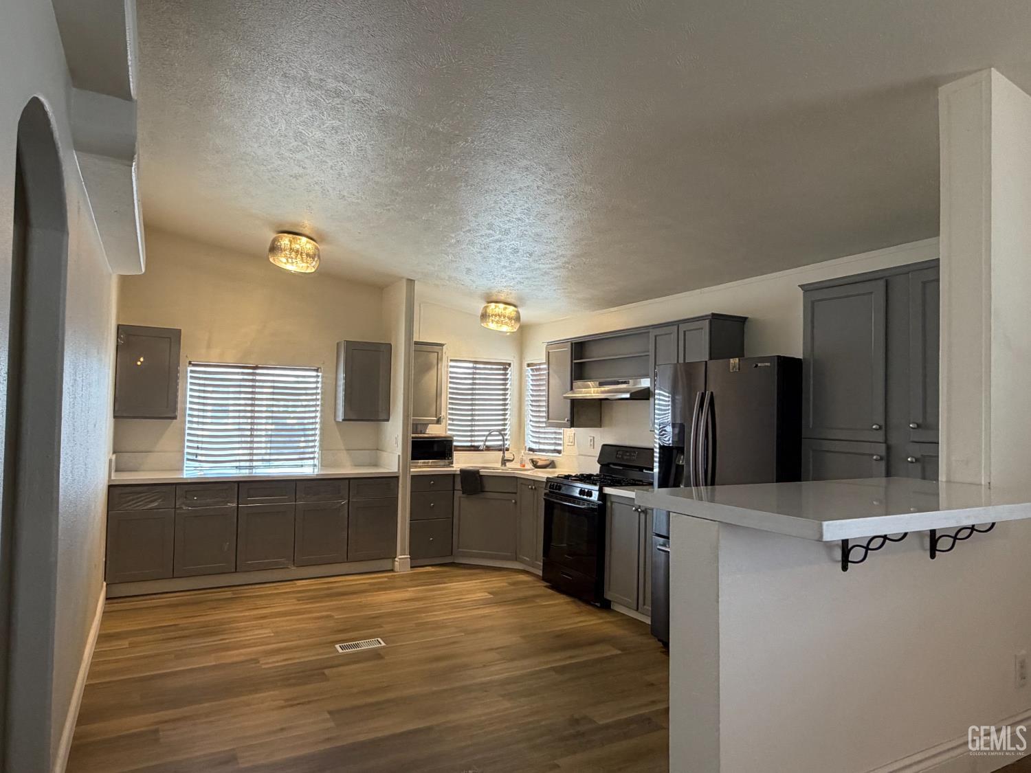 6601 Eucalyptus Drive — photo 10