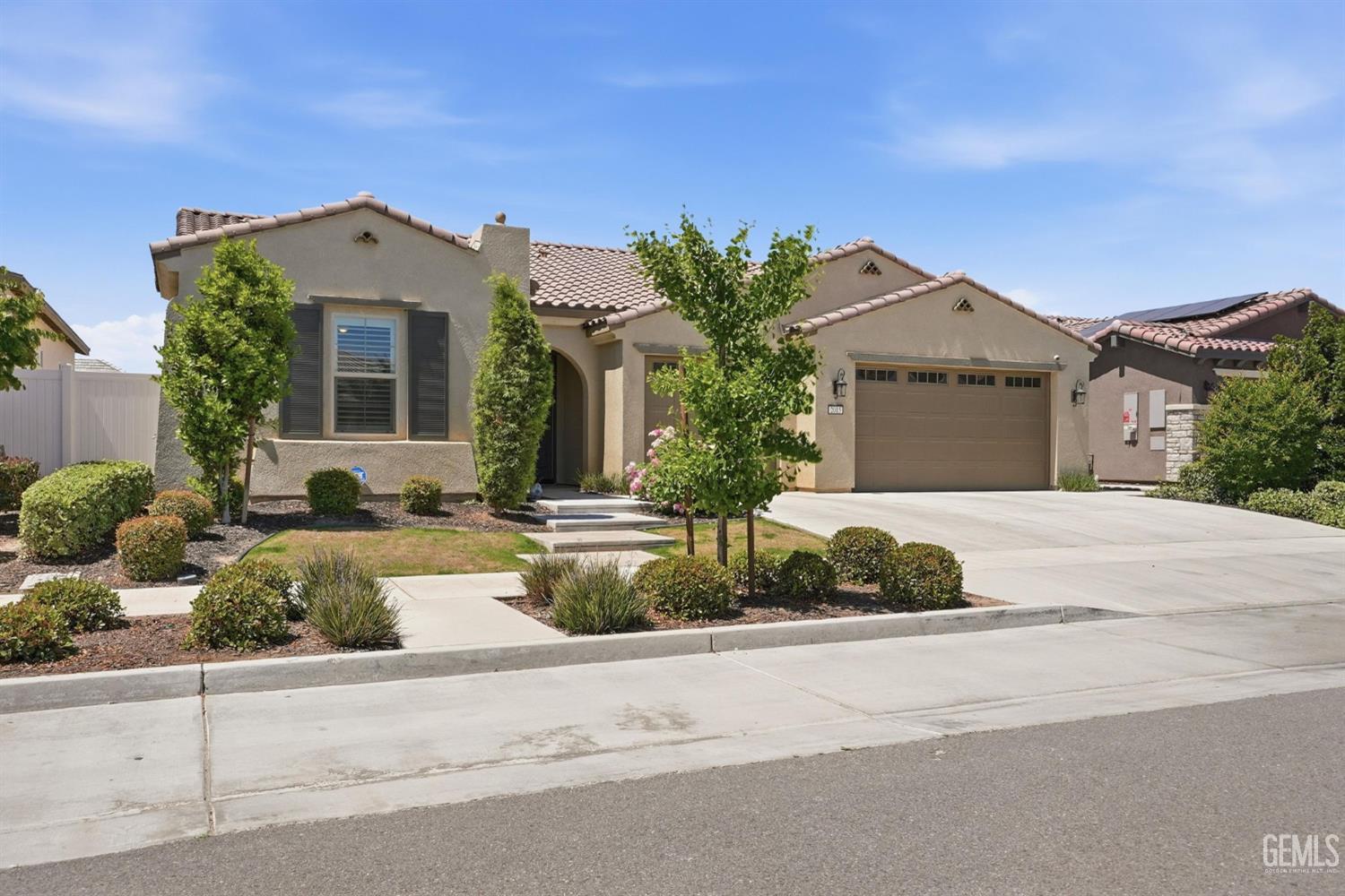 2015 Havencliff Street — photo 2