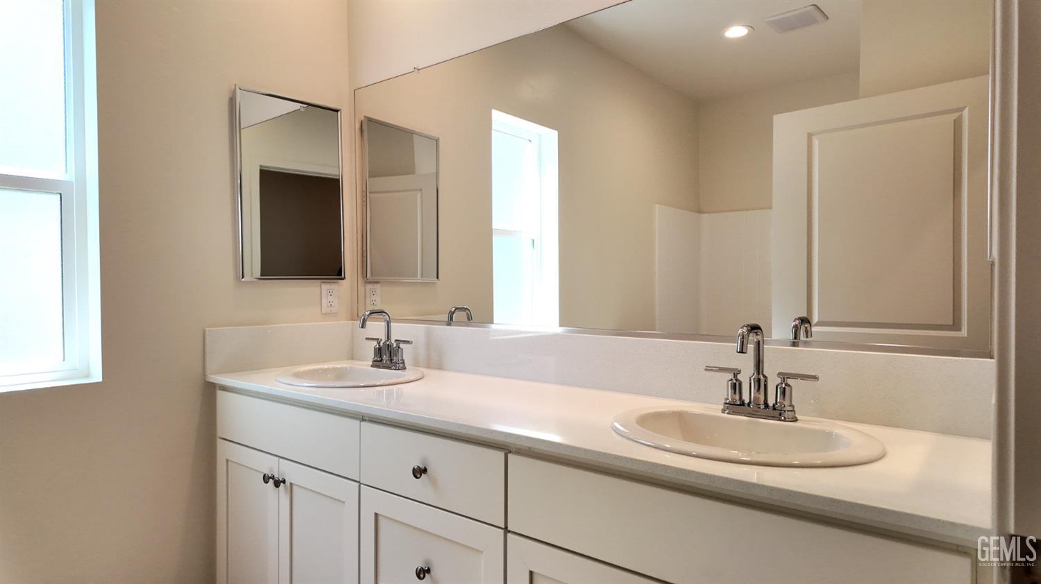 12625 Graham Court — photo 9