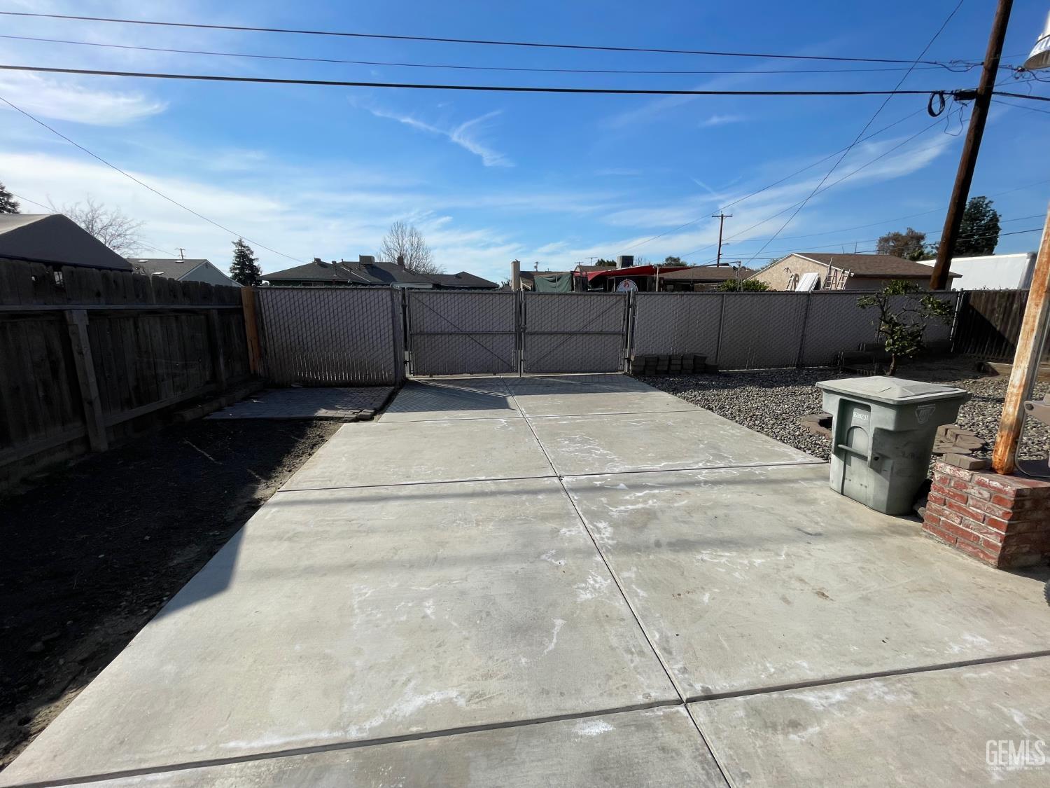 115 Cypress Street — photo 28