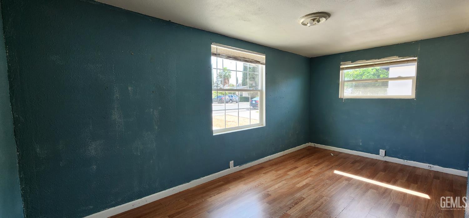 1218 Woodrow Avenue — photo 9