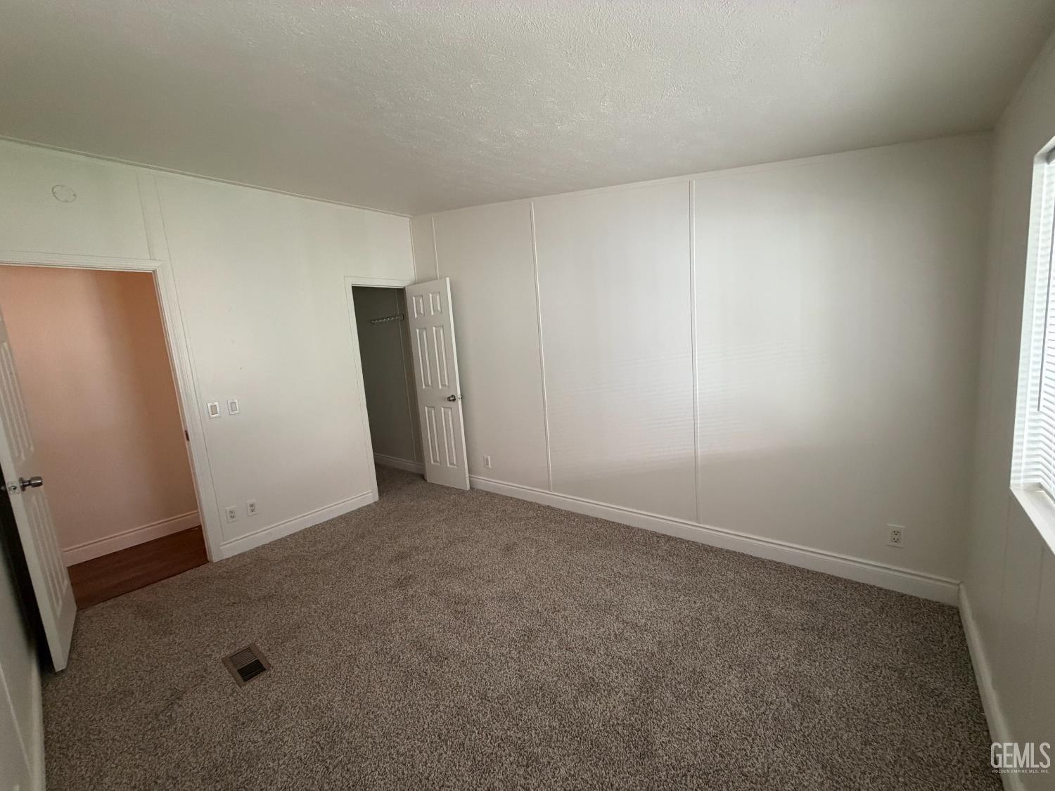 6601 Eucalyptus Drive — photo 12
