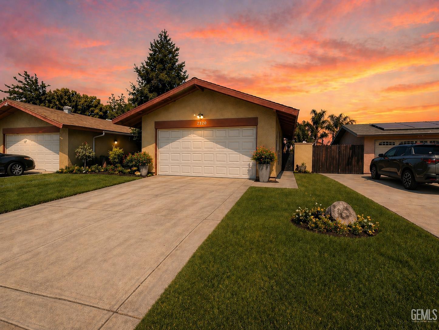 2320 Pinon Springs Circle — photo 2