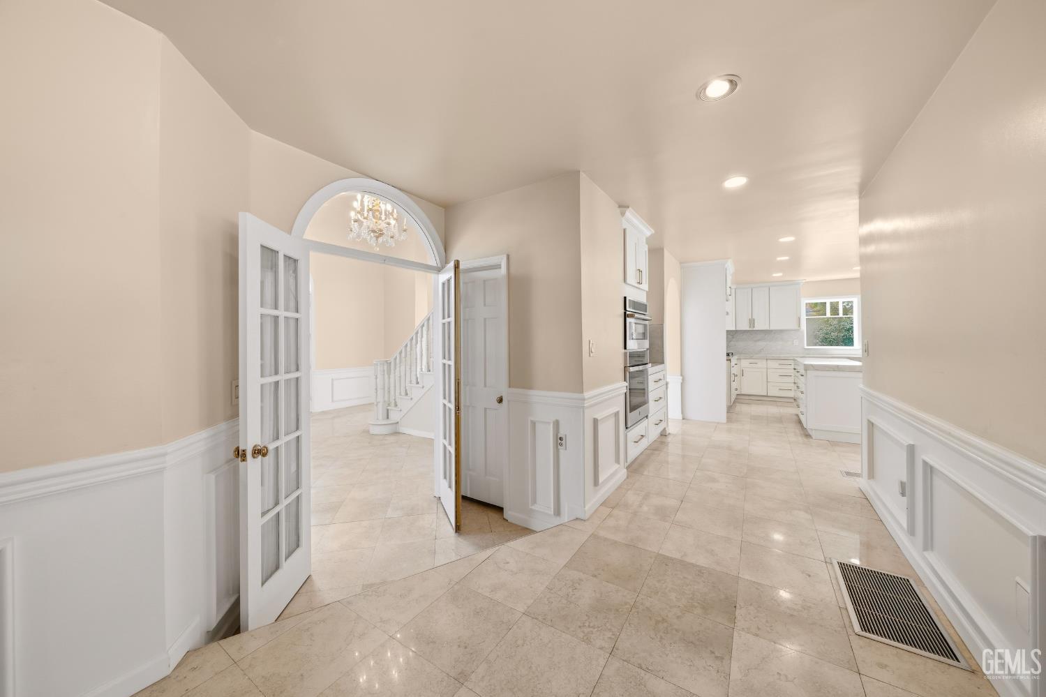 3916 Pinehurst Drive — photo 14