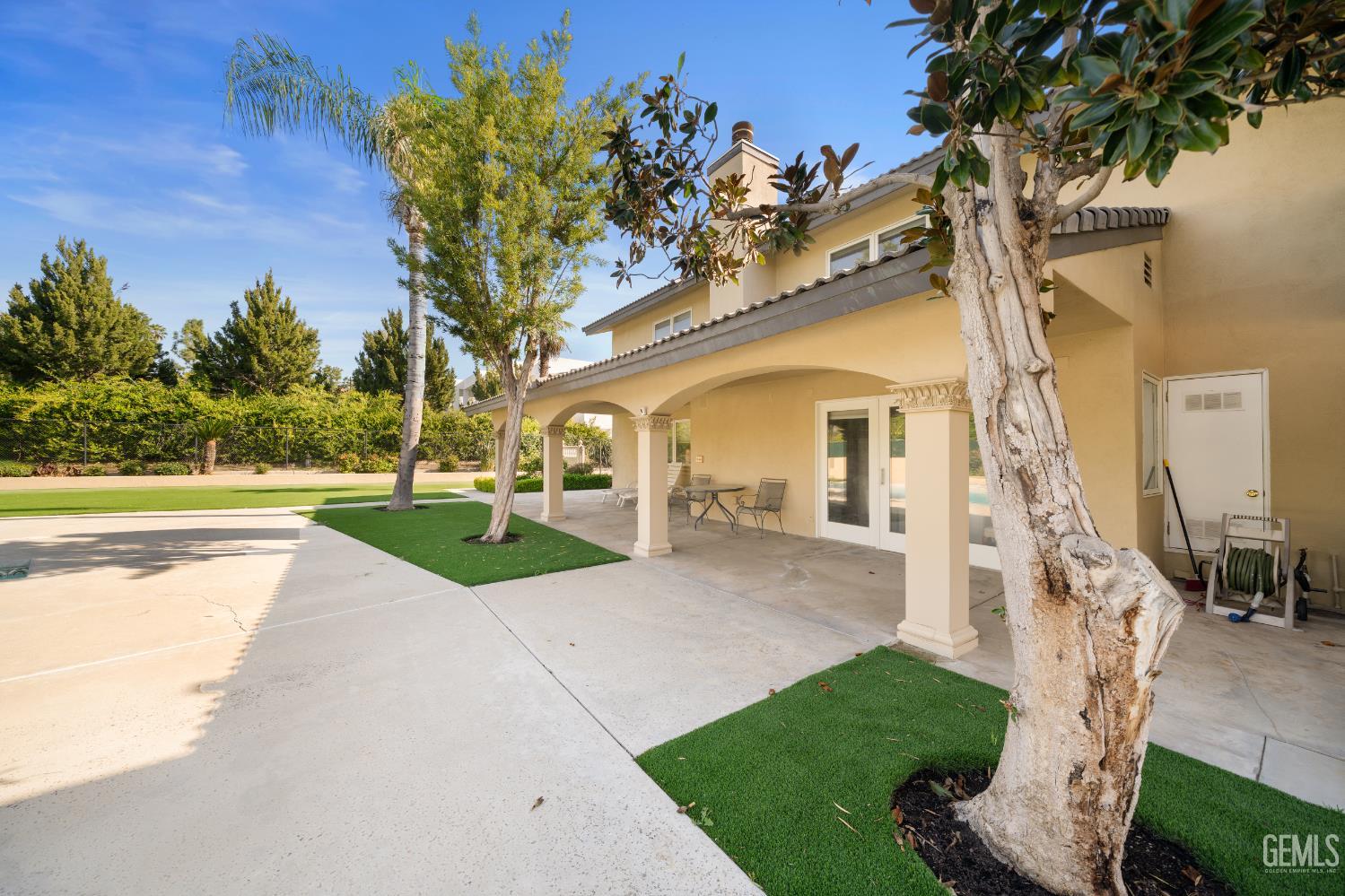3916 Pinehurst Drive — photo 45