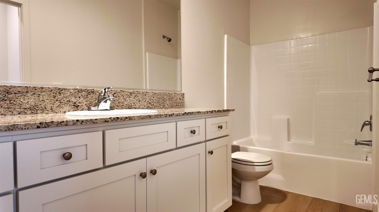 1615 Levin Street — photo 9