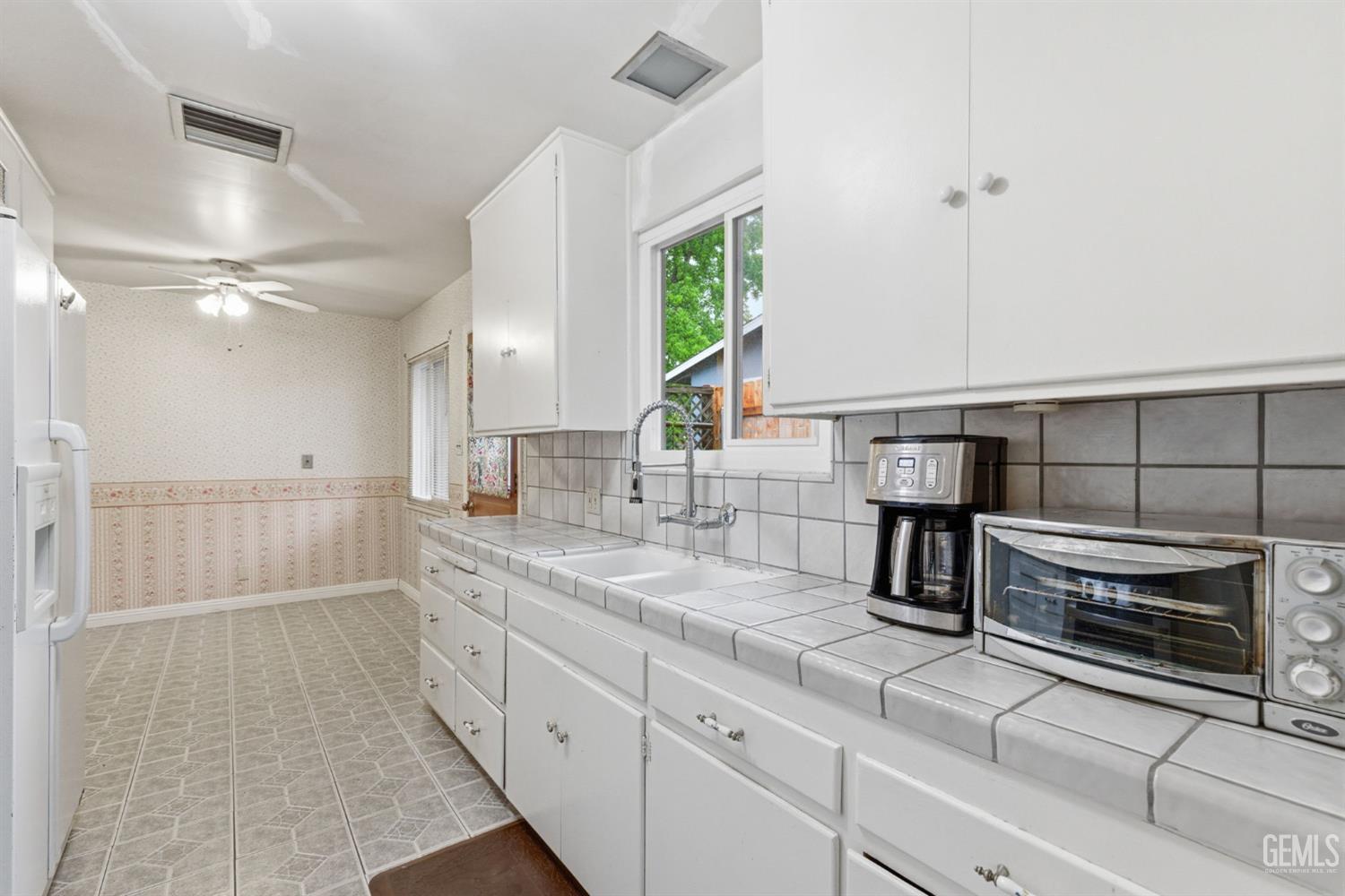 1819 Locust Ravine — photo 17