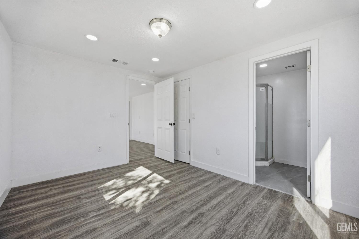 321 Beale Avenue — photo 19