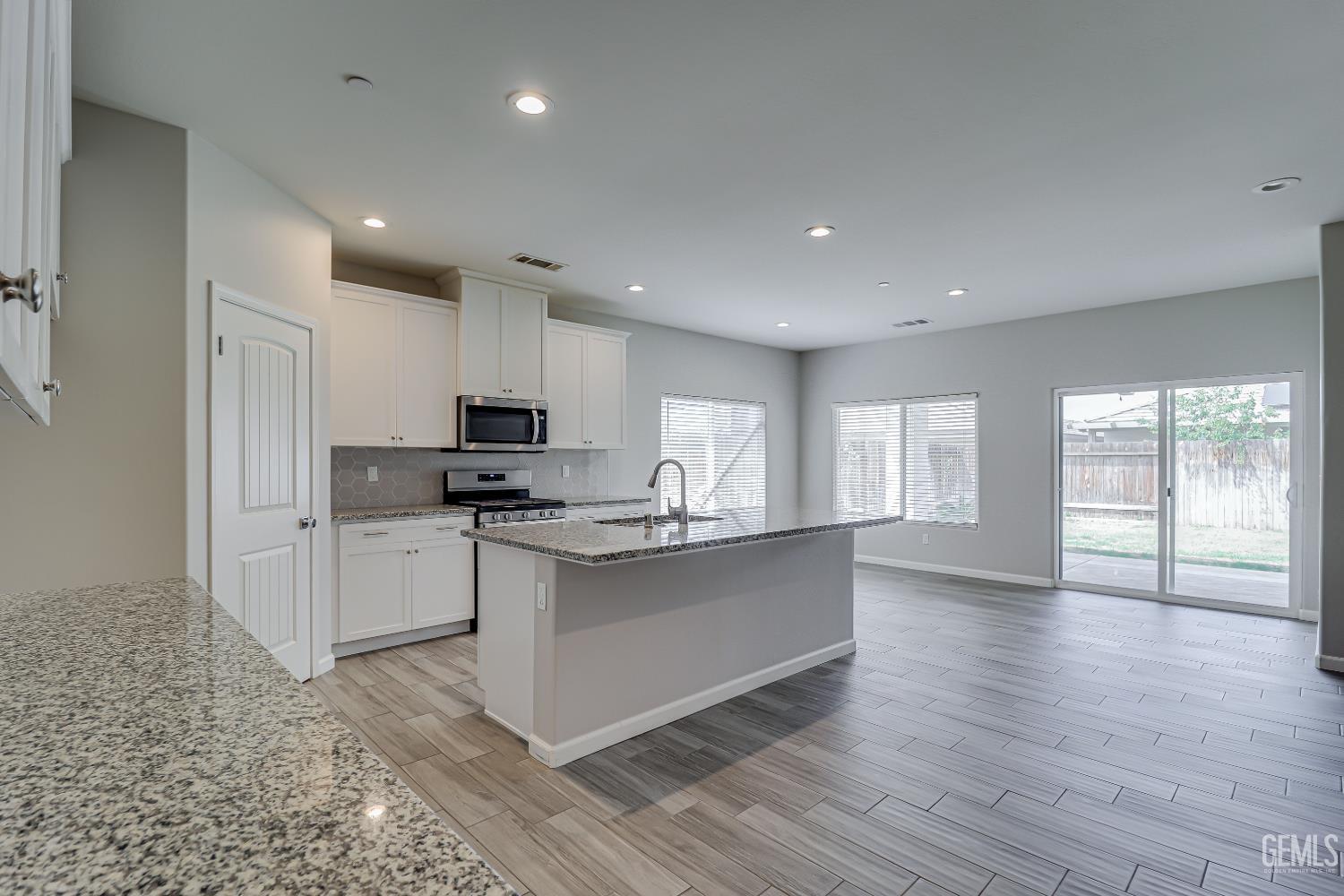 8400 Jean Anne Street — photo 17