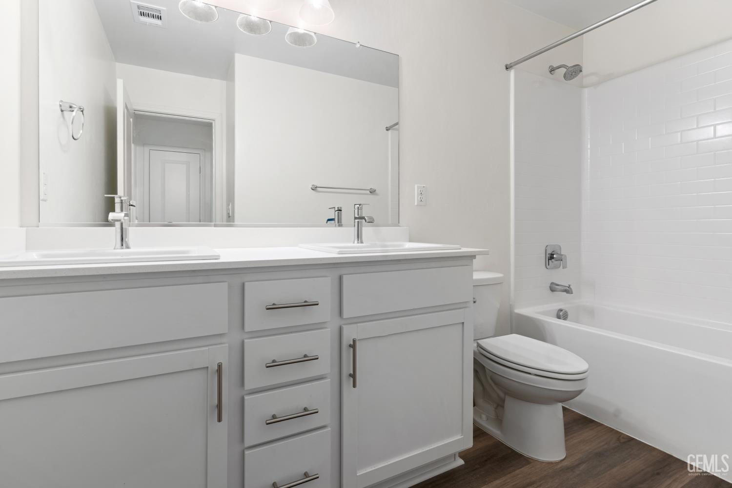 8627 Delcon Drive — photo 16