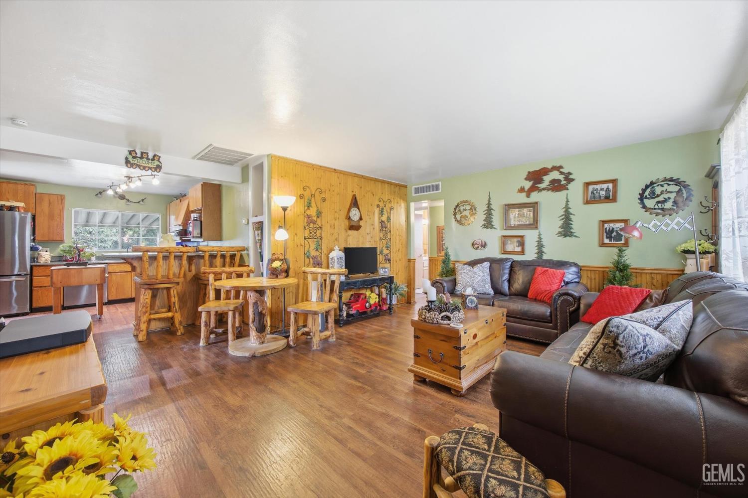 1623 Lisle Street — photo 7