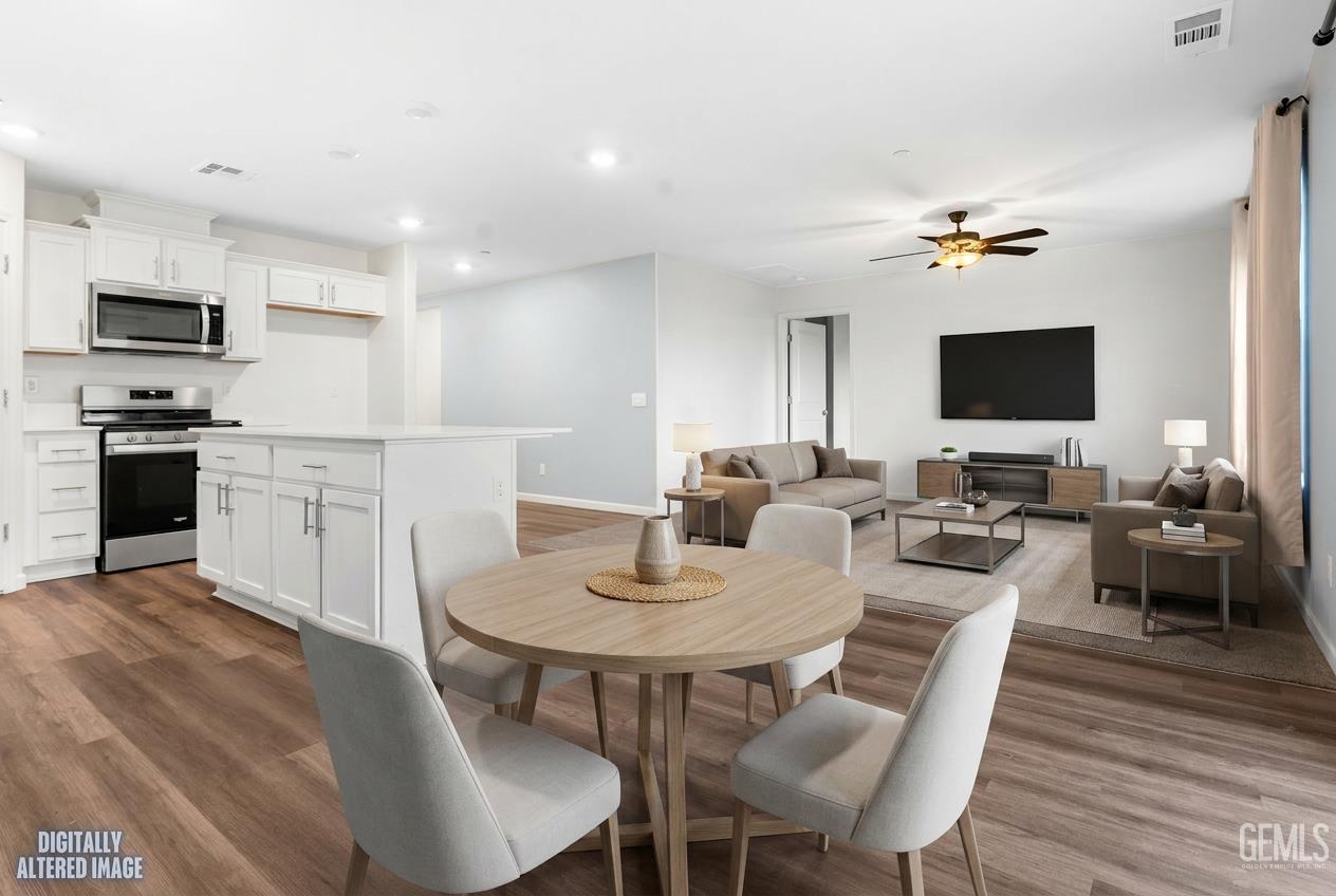 8627 Delcon Drive — photo 2