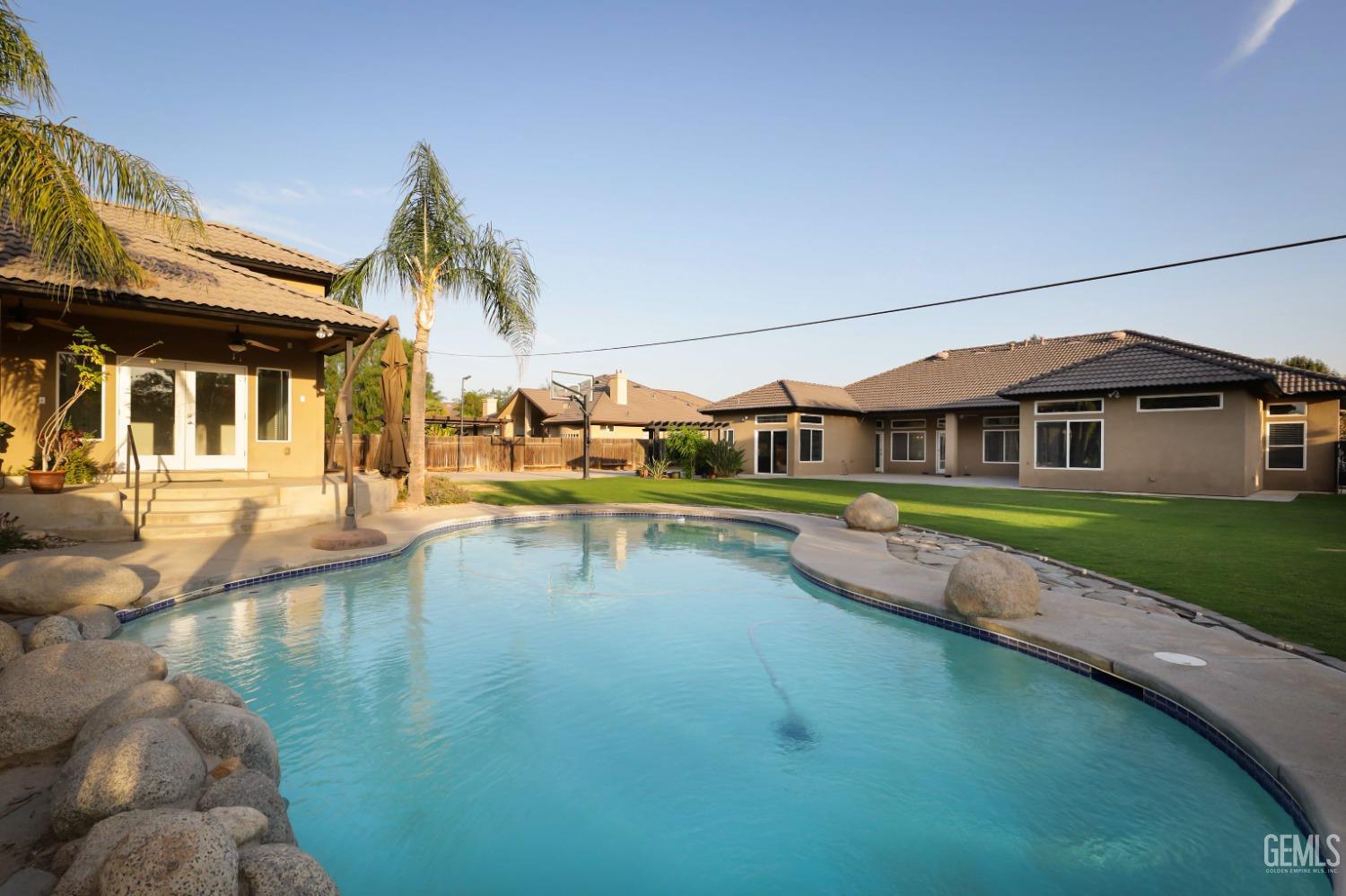 15520 Arabella Avenue — photo 40
