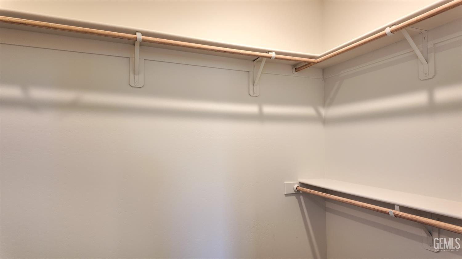 1615 Levin Street — photo 13