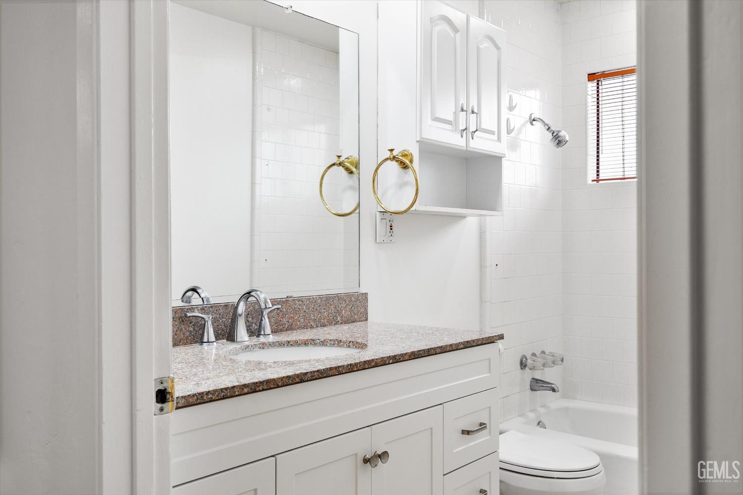 6605 Greensward Way — photo 32
