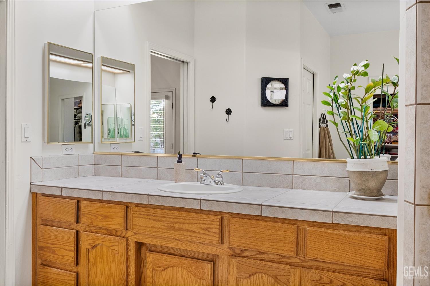 14005 Austin Creek Avenue — photo 25