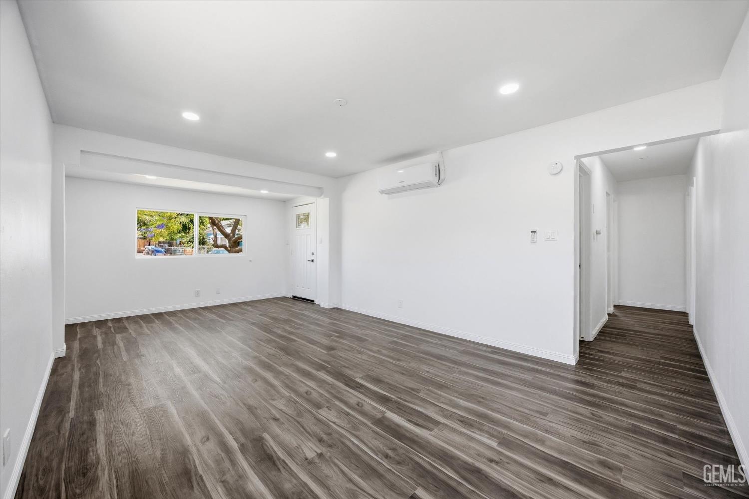 331 Harding Avenue — photo 9