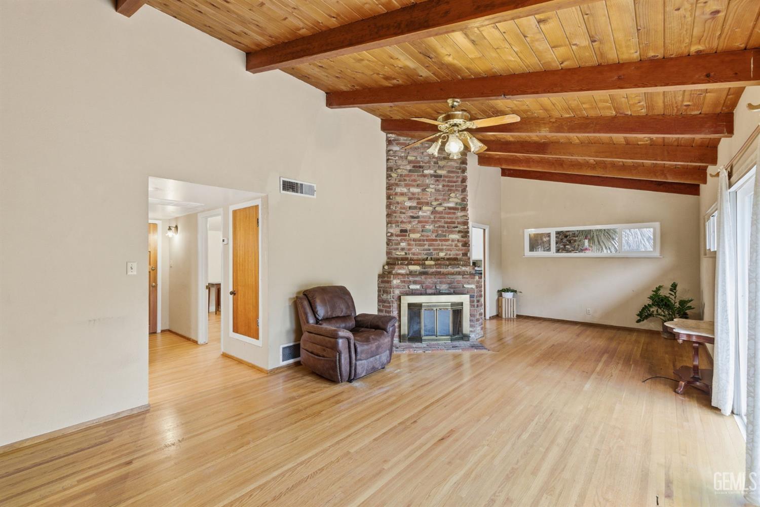 1819 Locust Ravine — photo 8