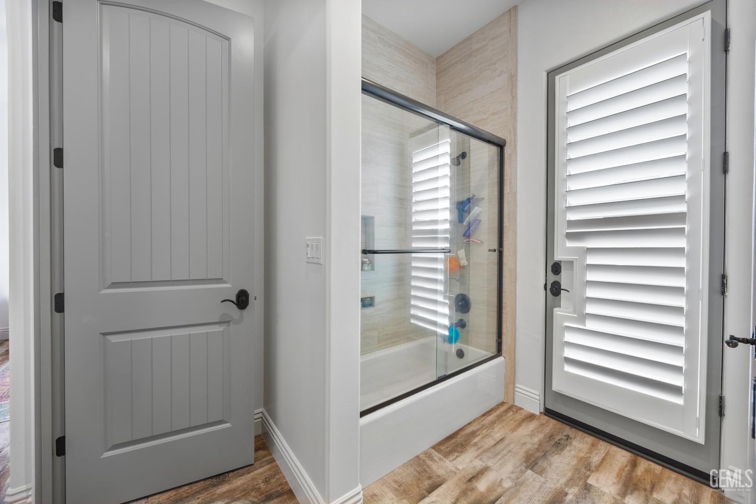 15521 Georges letour Avenue — photo 33