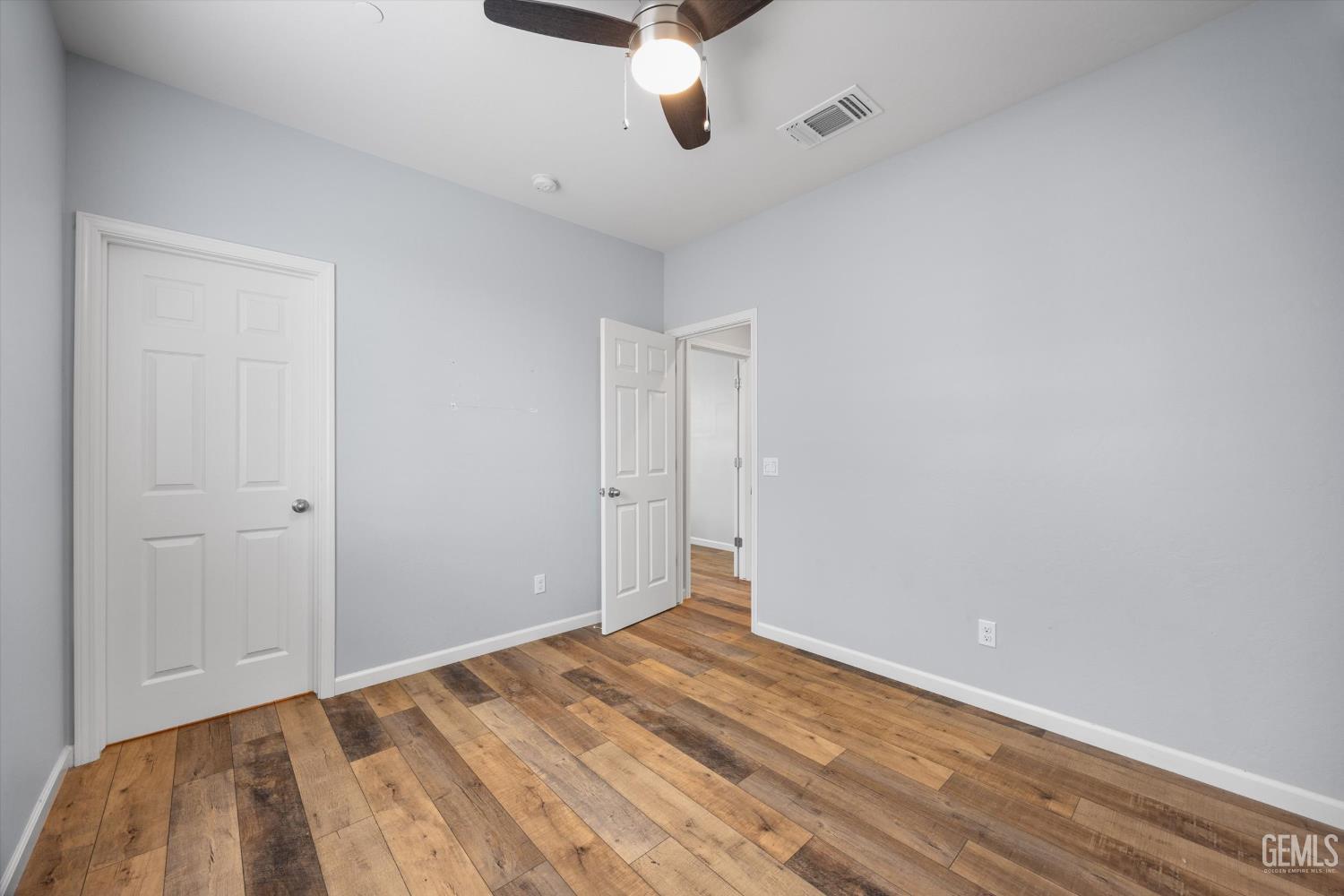 15309 Northampton Avenue — photo 42