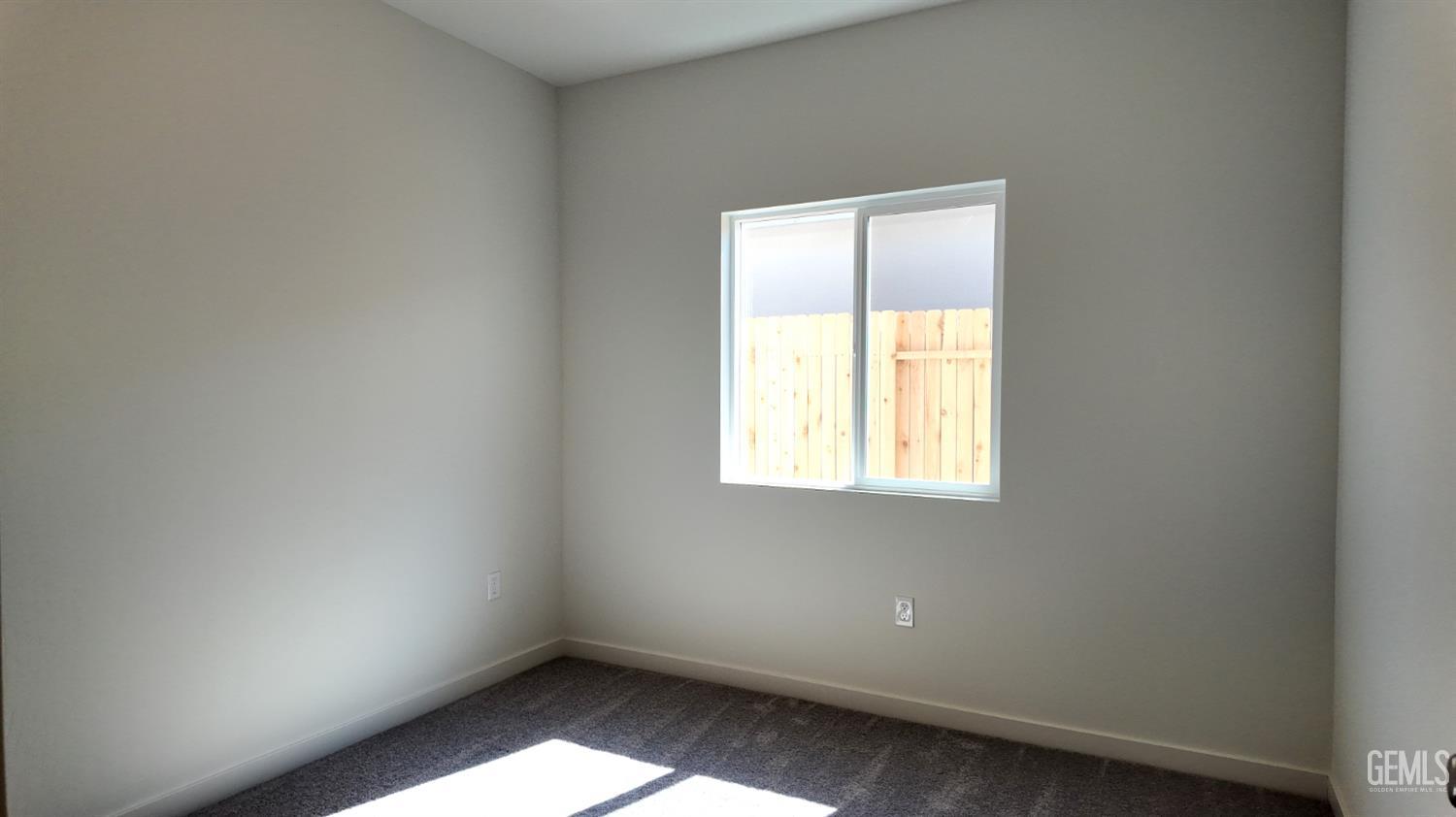 1404 Hobbs Lane — photo 9