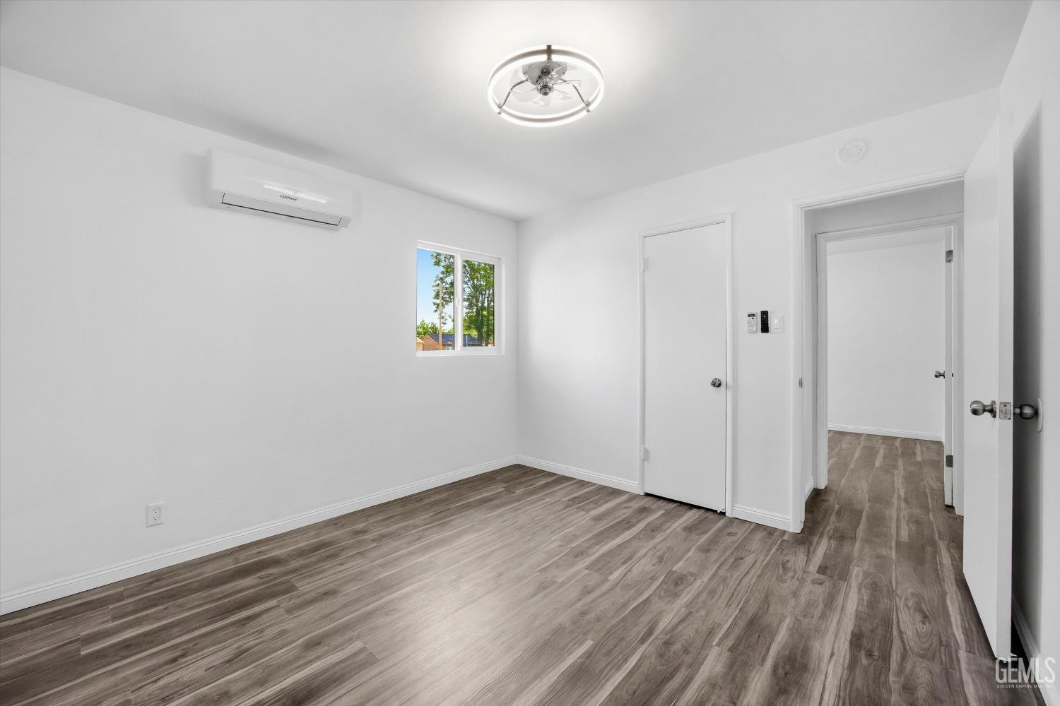 331 Harding Avenue — photo 17