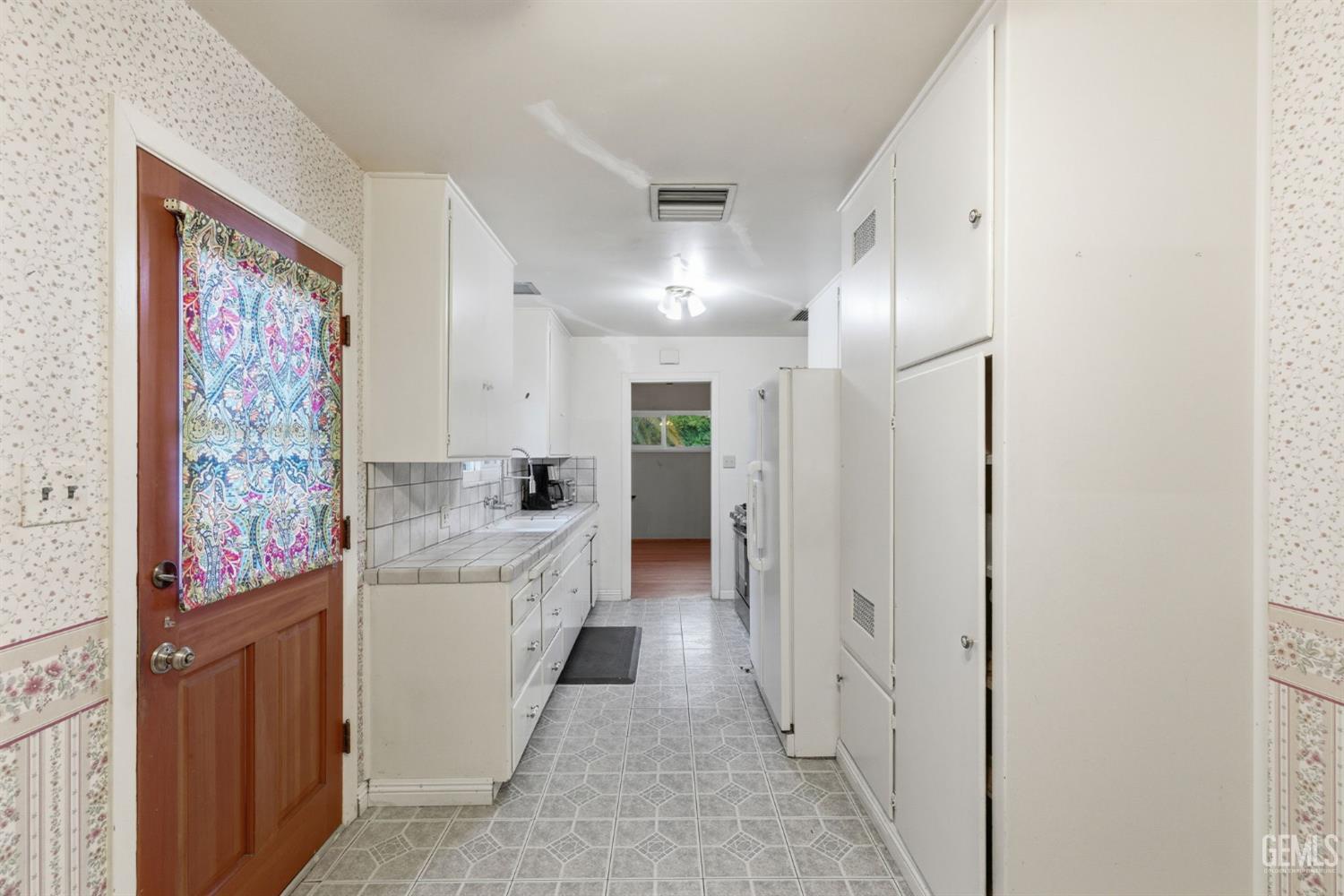 1819 Locust Ravine — photo 36