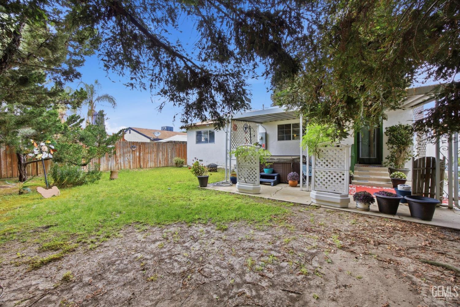 1623 Lisle Street — photo 29