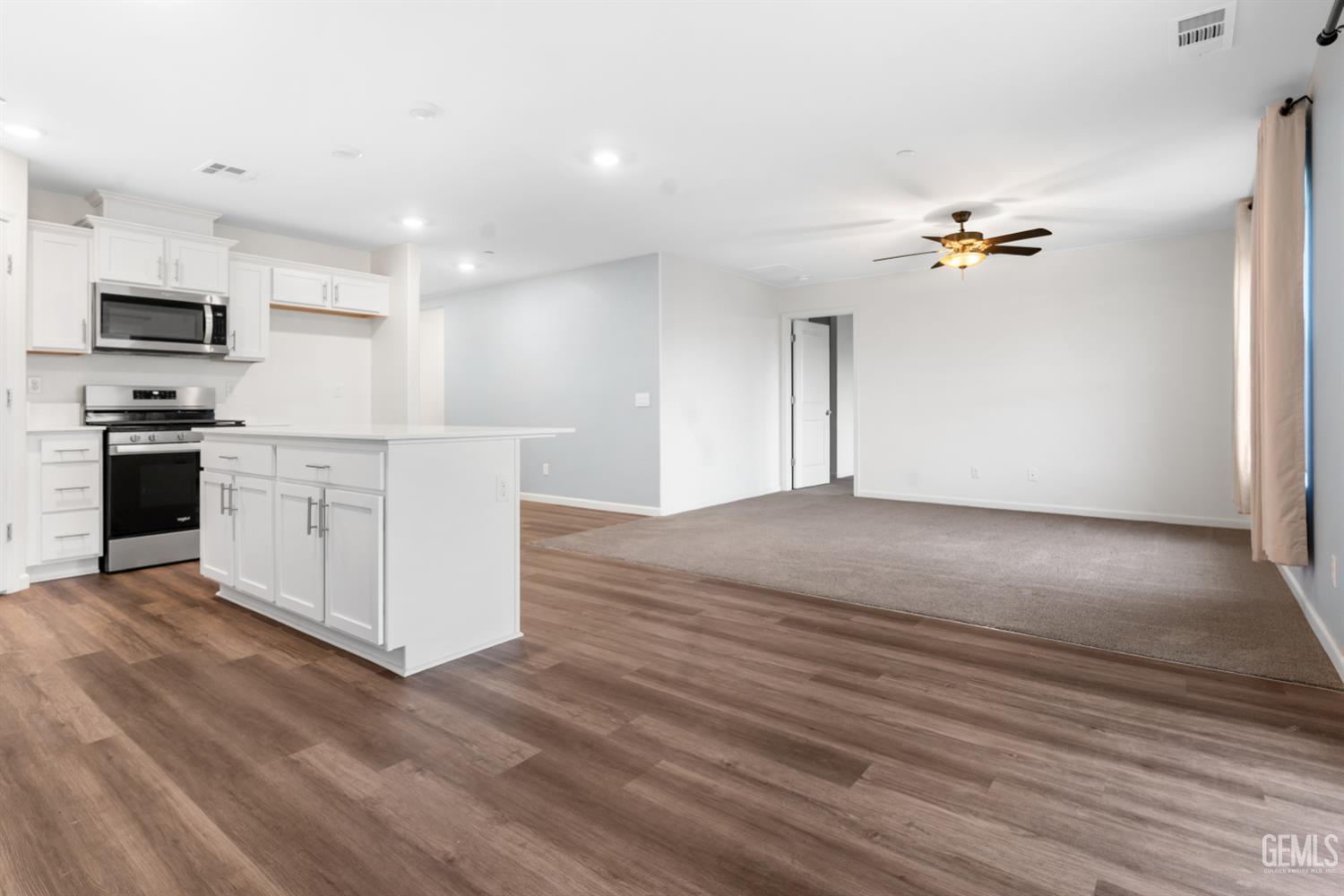 8627 Delcon Drive — photo 10