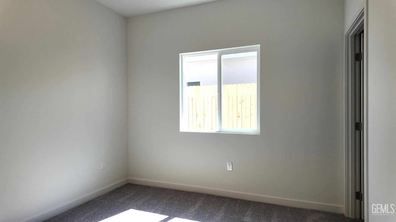 1404 Hobbs Lane — photo 7
