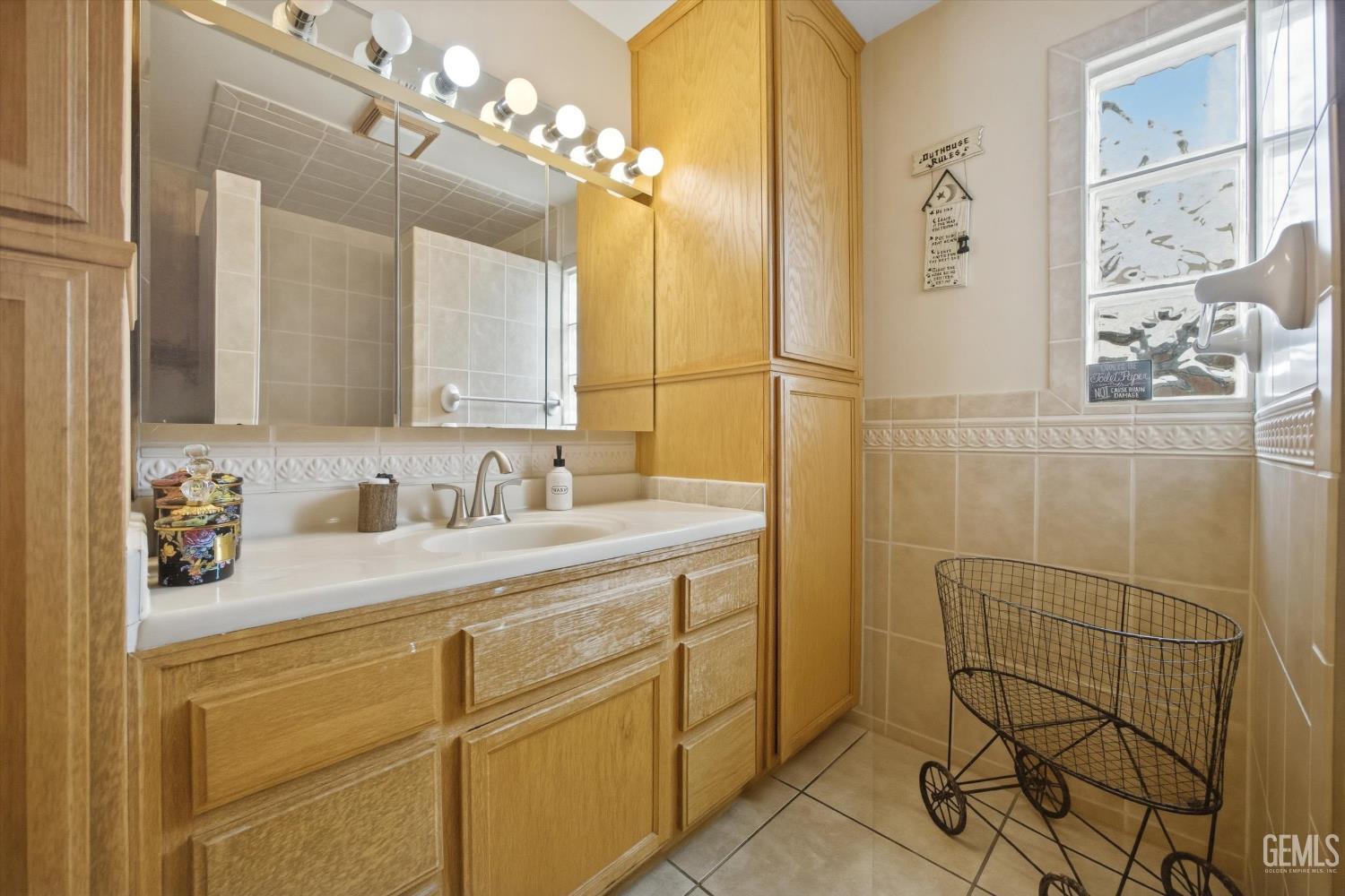 1623 Lisle Street — photo 23