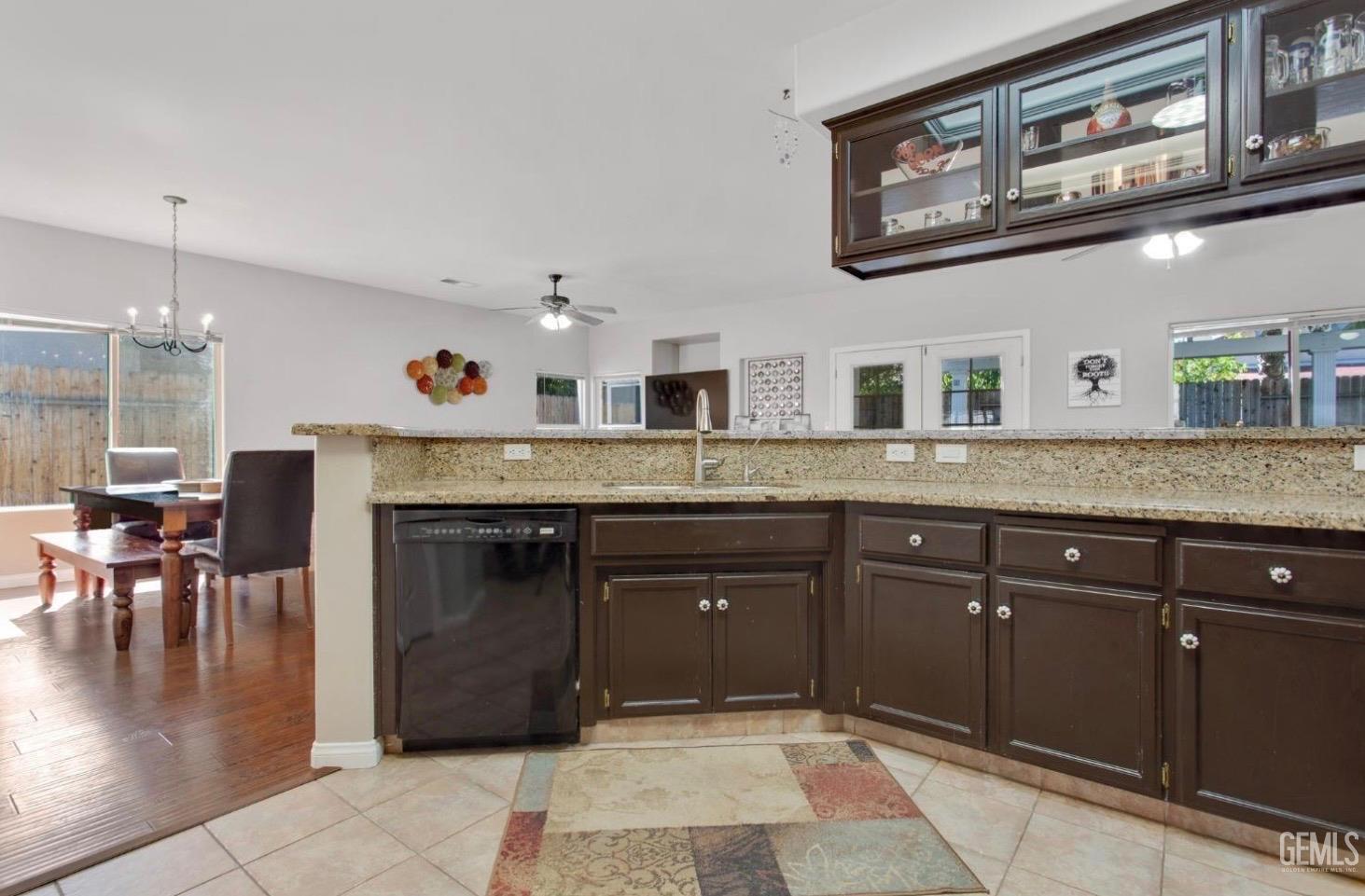 8504 Lighthouse Drive — photo 5