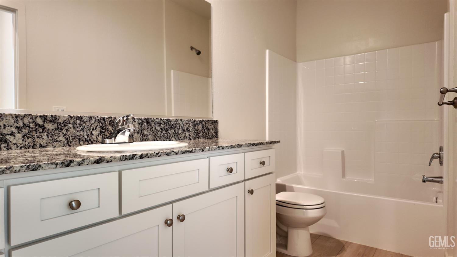 1404 Hobbs Lane — photo 8