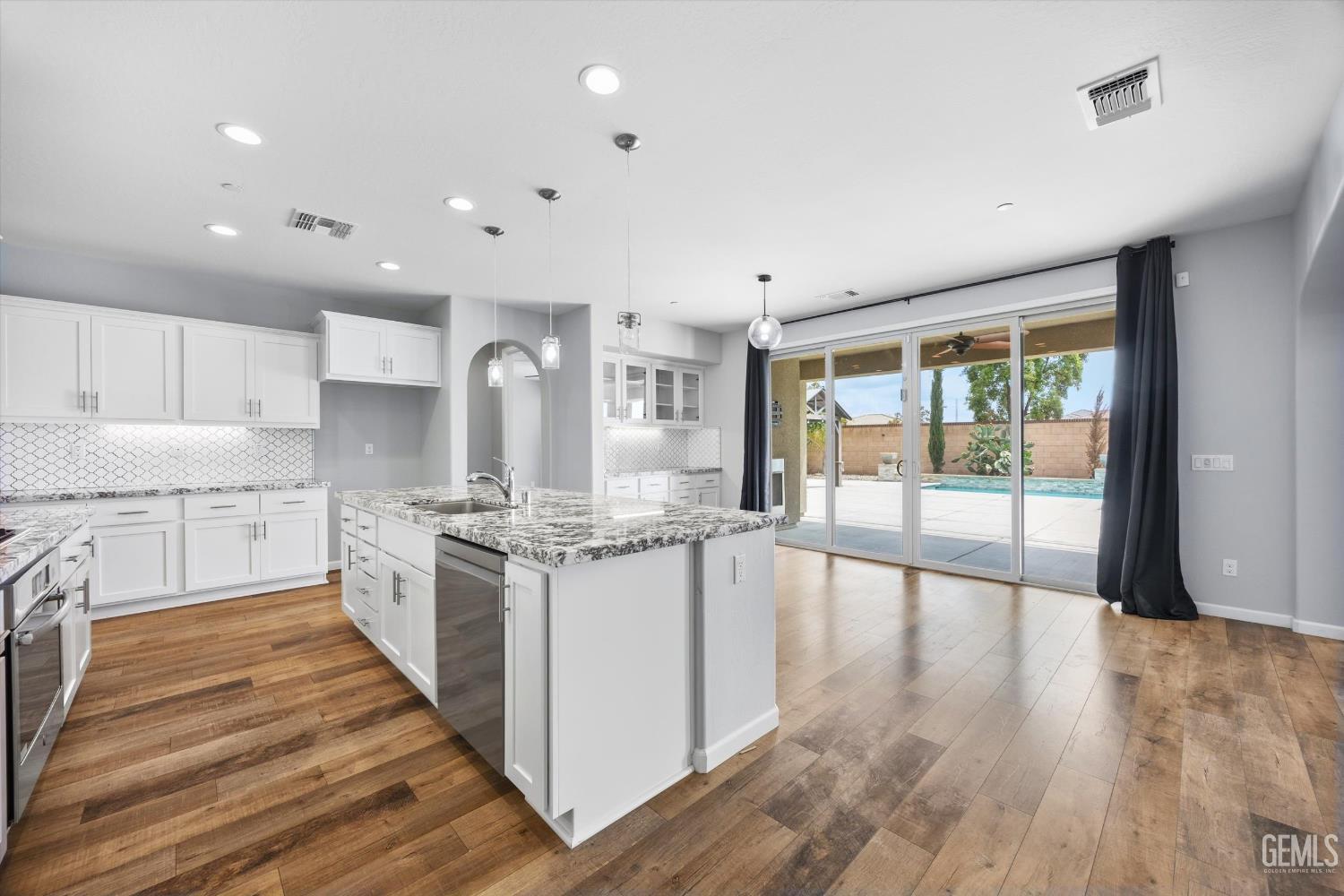15309 Northampton Avenue — photo 14