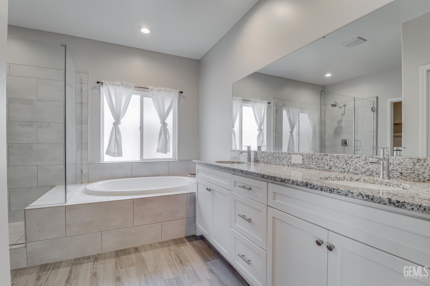 8400 Jean Anne Street — photo 26