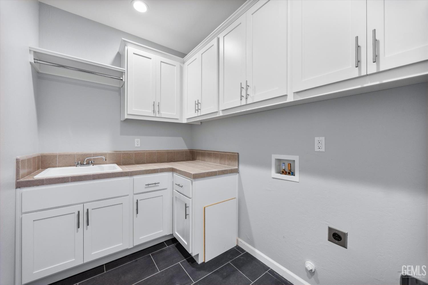 15309 Northampton Avenue — photo 47