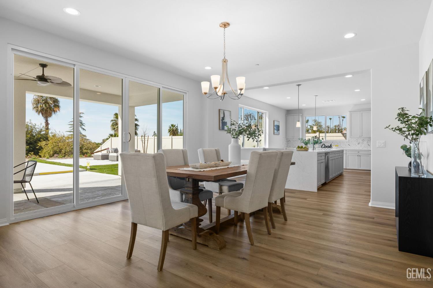 5617 Levanto Street — photo 5