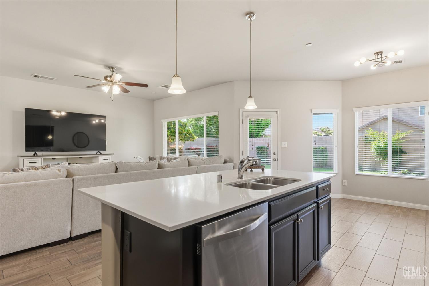 9005 Ribston Avenue — photo 10