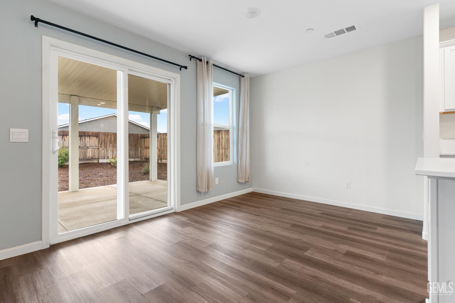 8627 Delcon Drive — photo 11