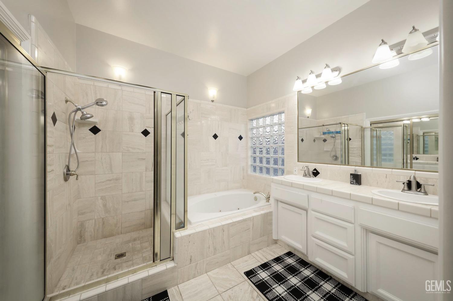 15520 Arabella Avenue — photo 19