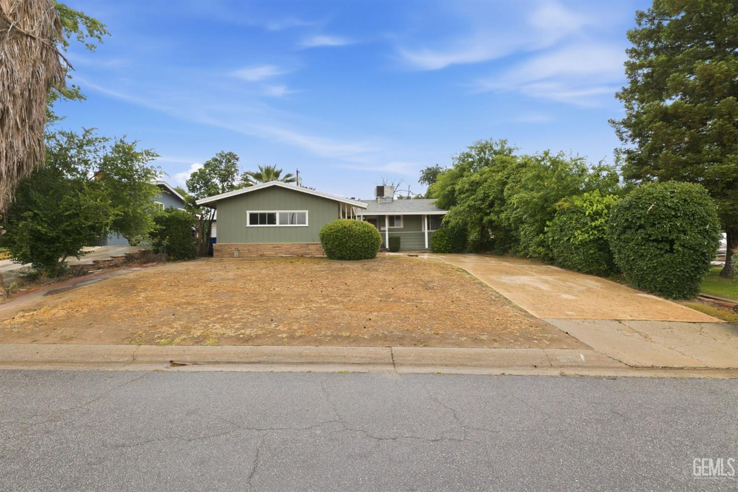 1819 Locust Ravine — photo 2