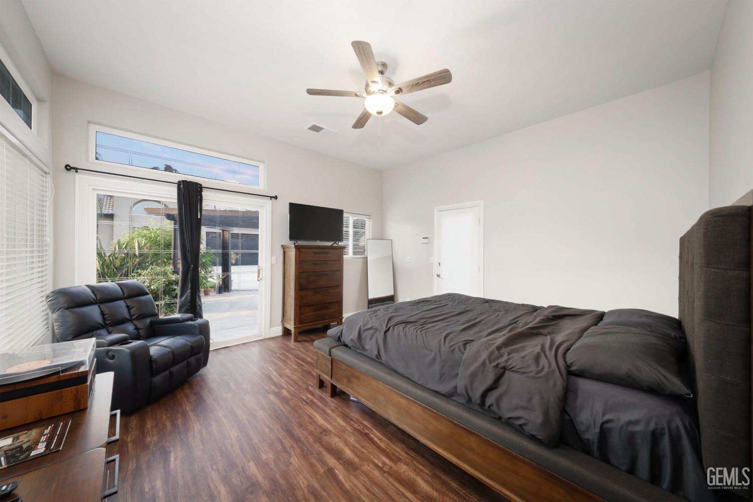 15520 Arabella Avenue — photo 16