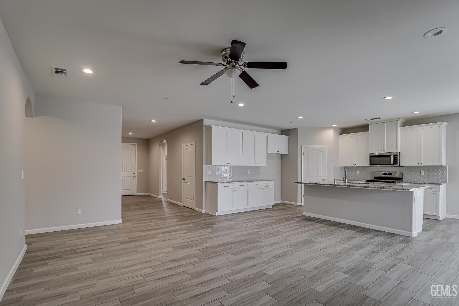 8400 Jean Anne Street — photo 8