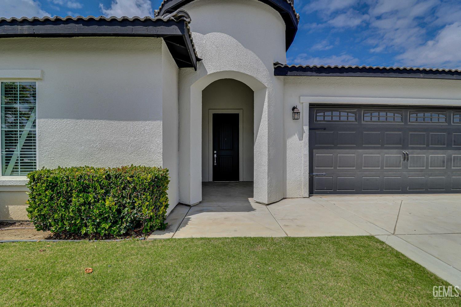 8400 Jean Anne Street — photo 4